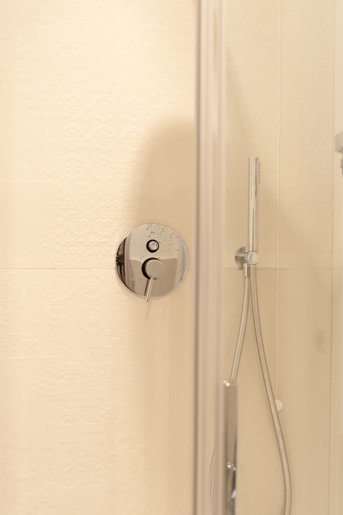 Bagno 1 - Particolare doccia
